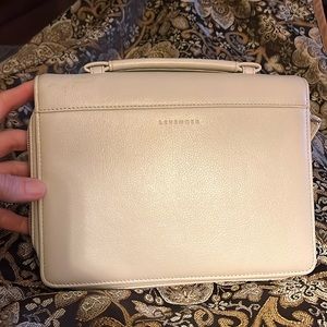 Levenger portfolio/purse Ivory color